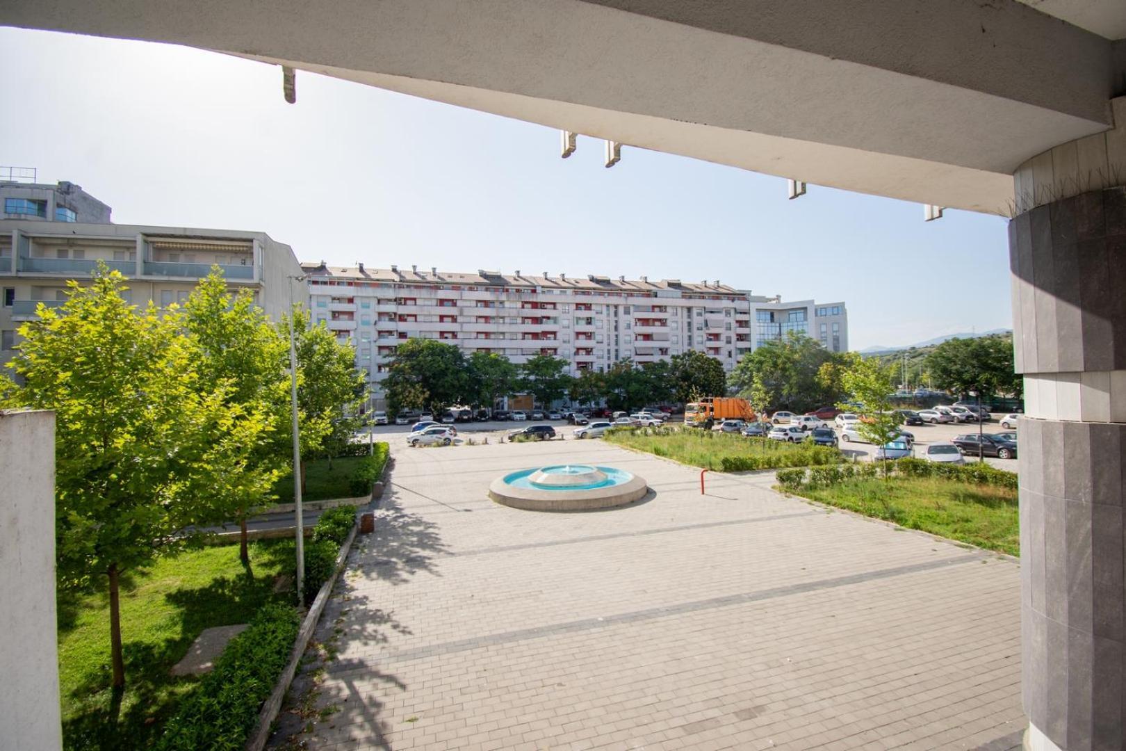 Maxim Compass Apartment Podgorica Ngoại thất bức ảnh